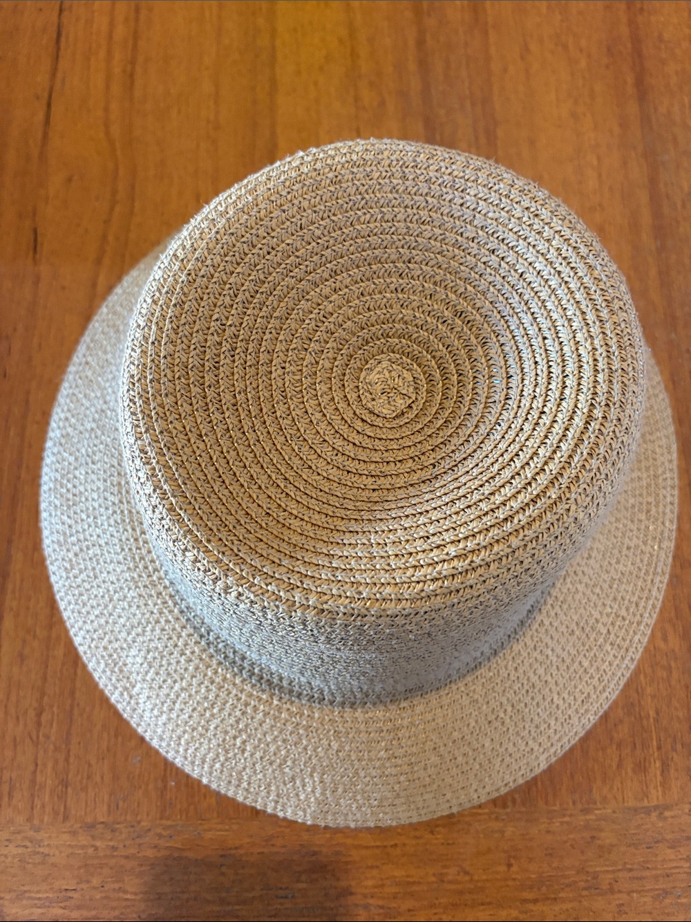 Preowned Smithsonian straw hat